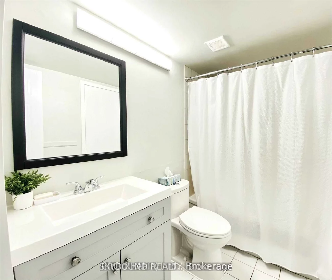 75, Ellen, Allandale Centre, Barrie