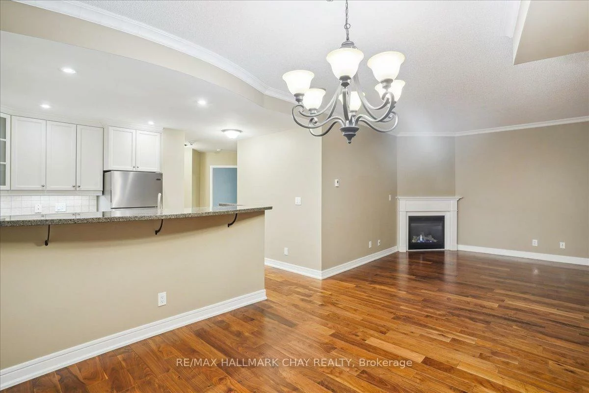 2, Toronto, City Centre, Barrie