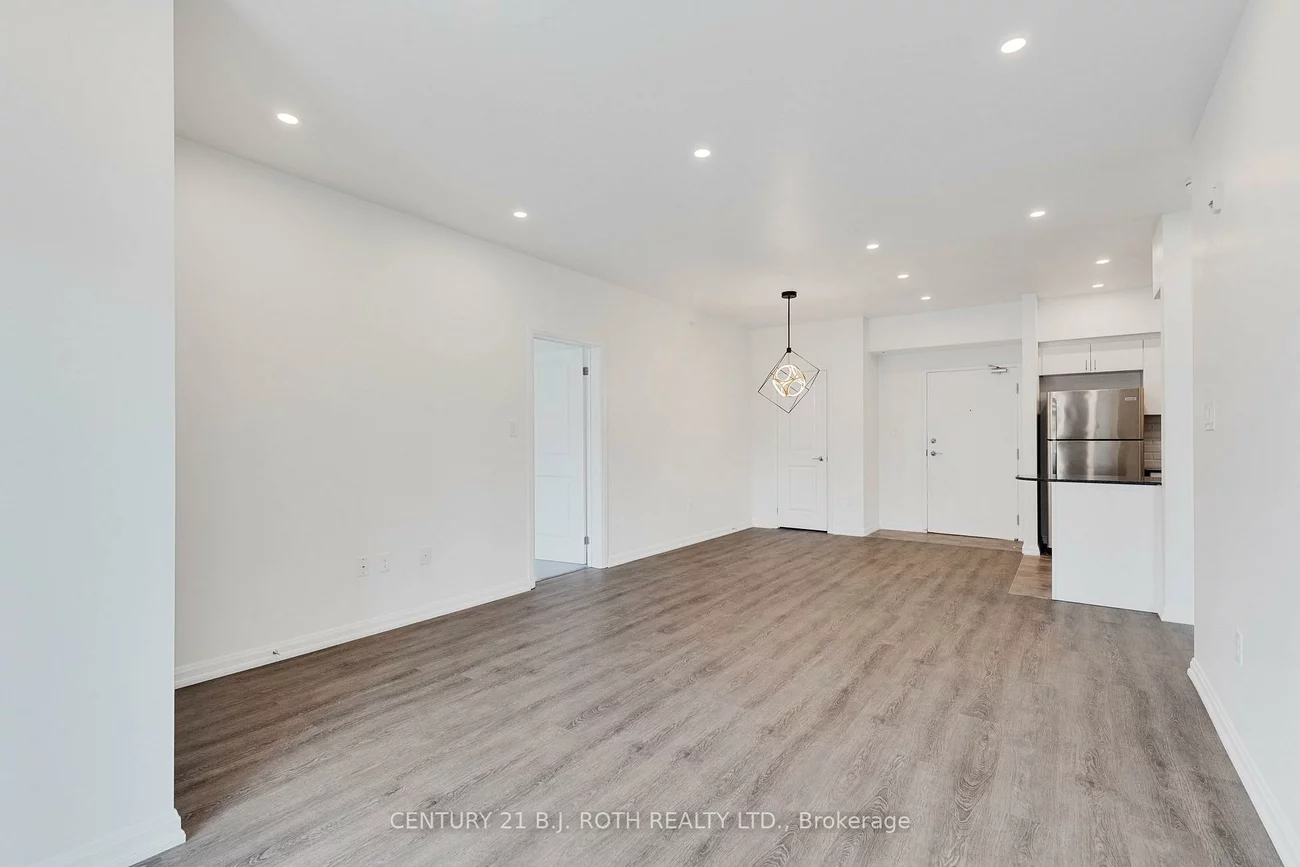 302, ESSA, 400 West, Barrie