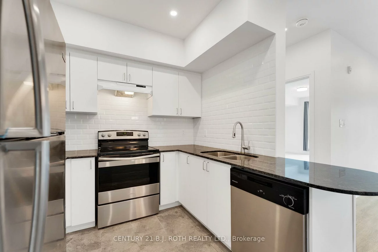 302, ESSA, 400 West, Barrie