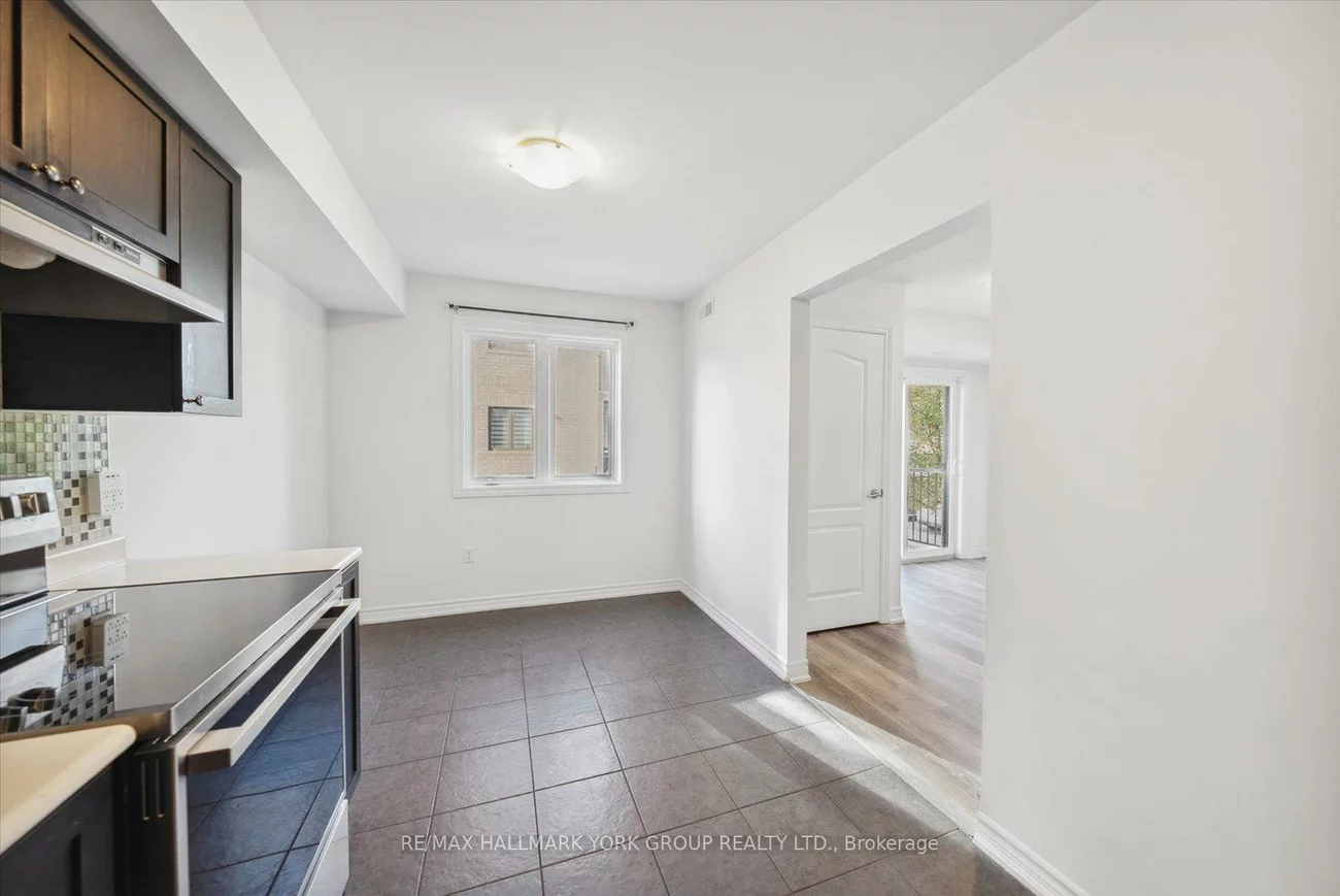 27, Madelaine, Painswick South, Barrie