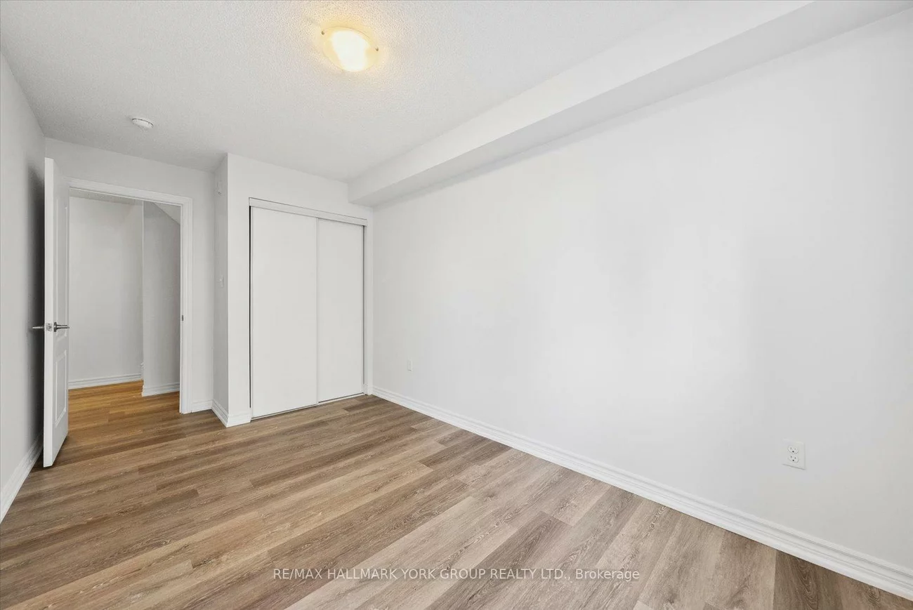 27, Madelaine, Painswick South, Barrie