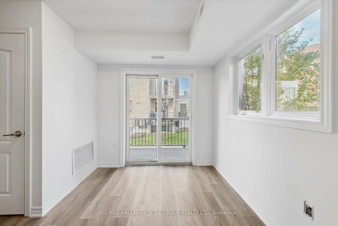 27, Madelaine, Painswick South, Barrie