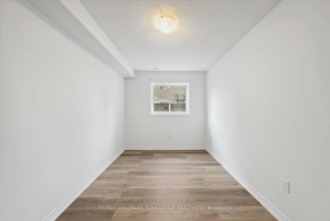 27, Madelaine, Painswick South, Barrie