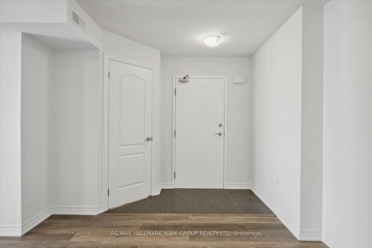 27, Madelaine, Painswick South, Barrie