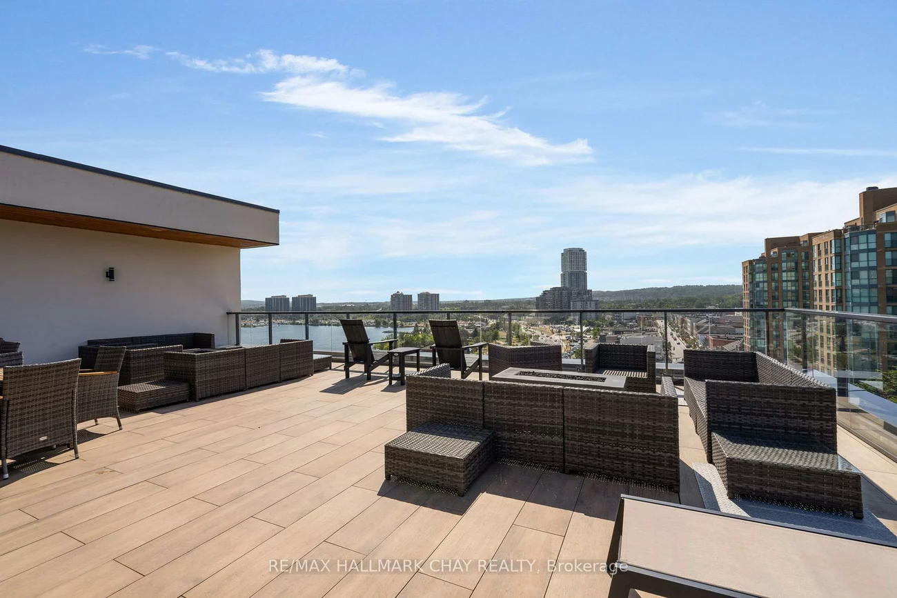 185, Dunlop, Lakeshore, Barrie