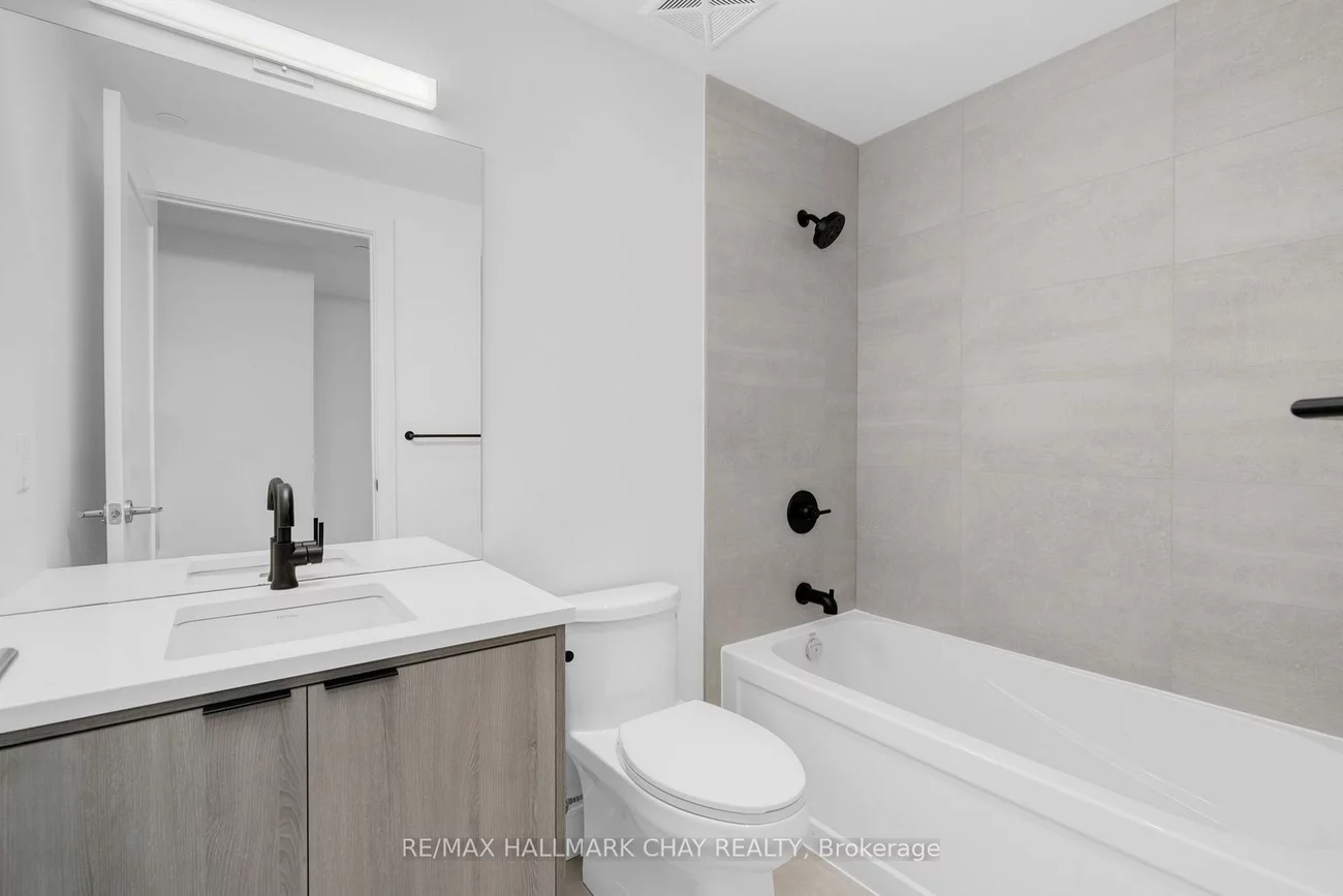 185, Dunlop, Lakeshore, Barrie