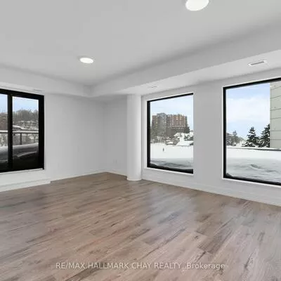 185, Dunlop, Lakeshore, Barrie