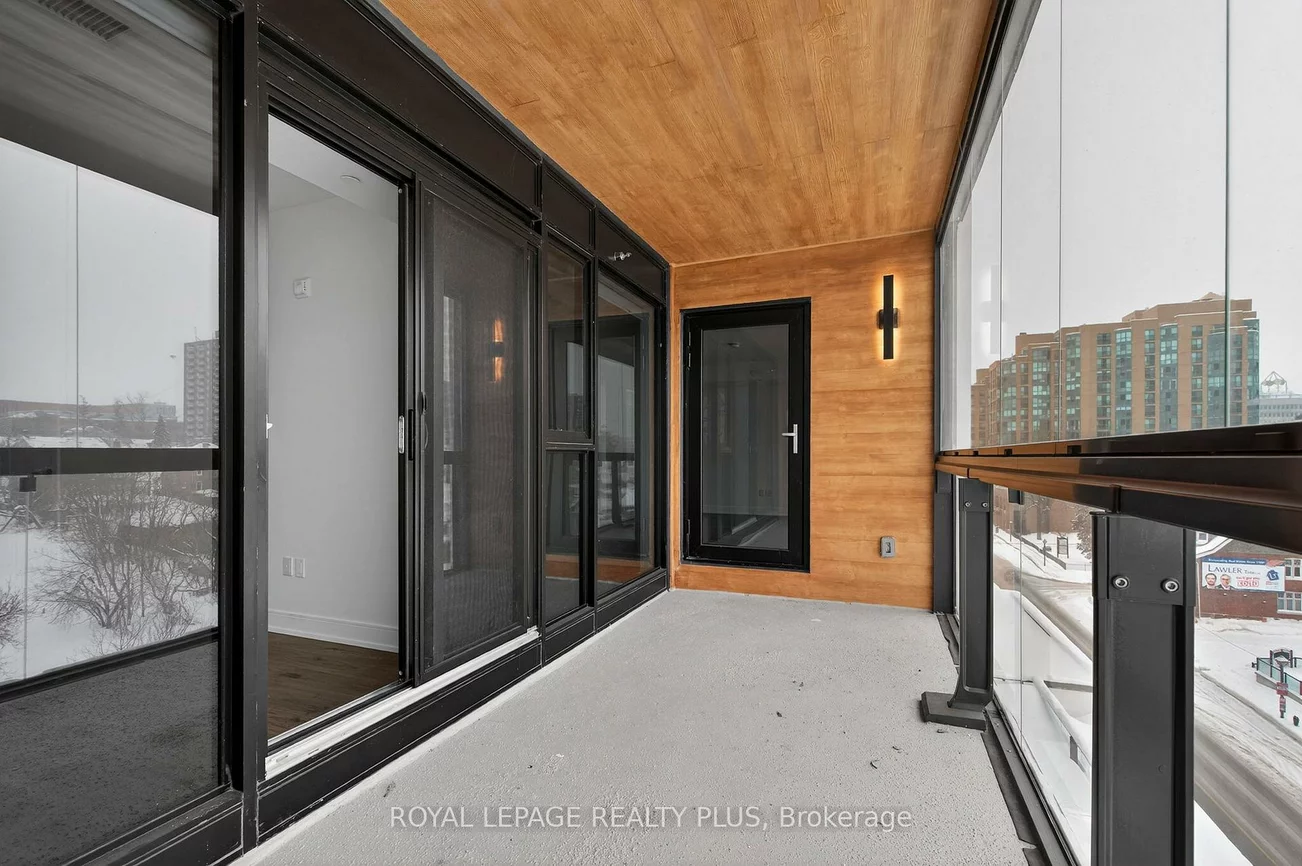 185, Dunlop, Lakeshore, Barrie