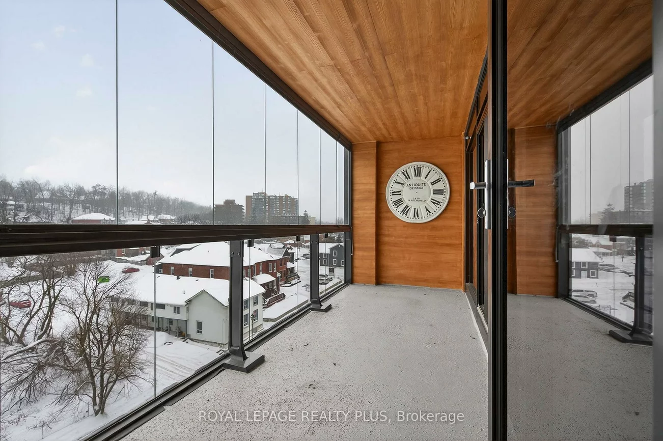 185, Dunlop, Lakeshore, Barrie