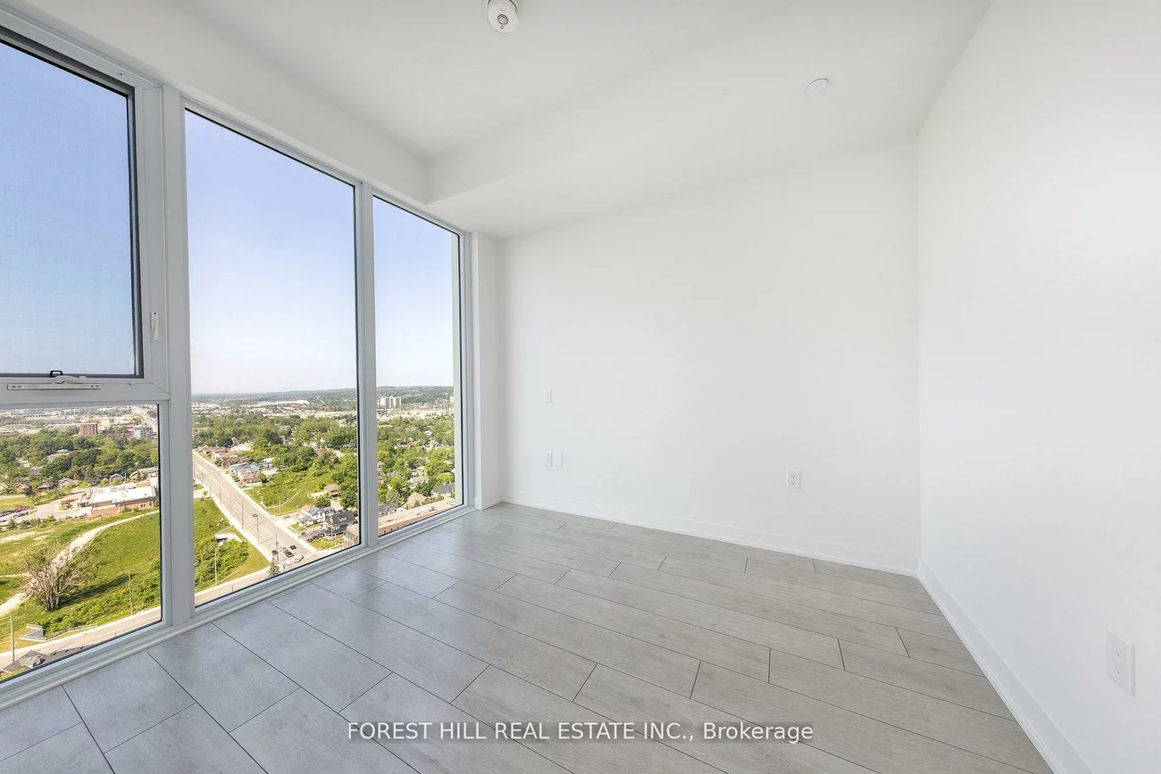 39, Mary, City Centre, Barrie