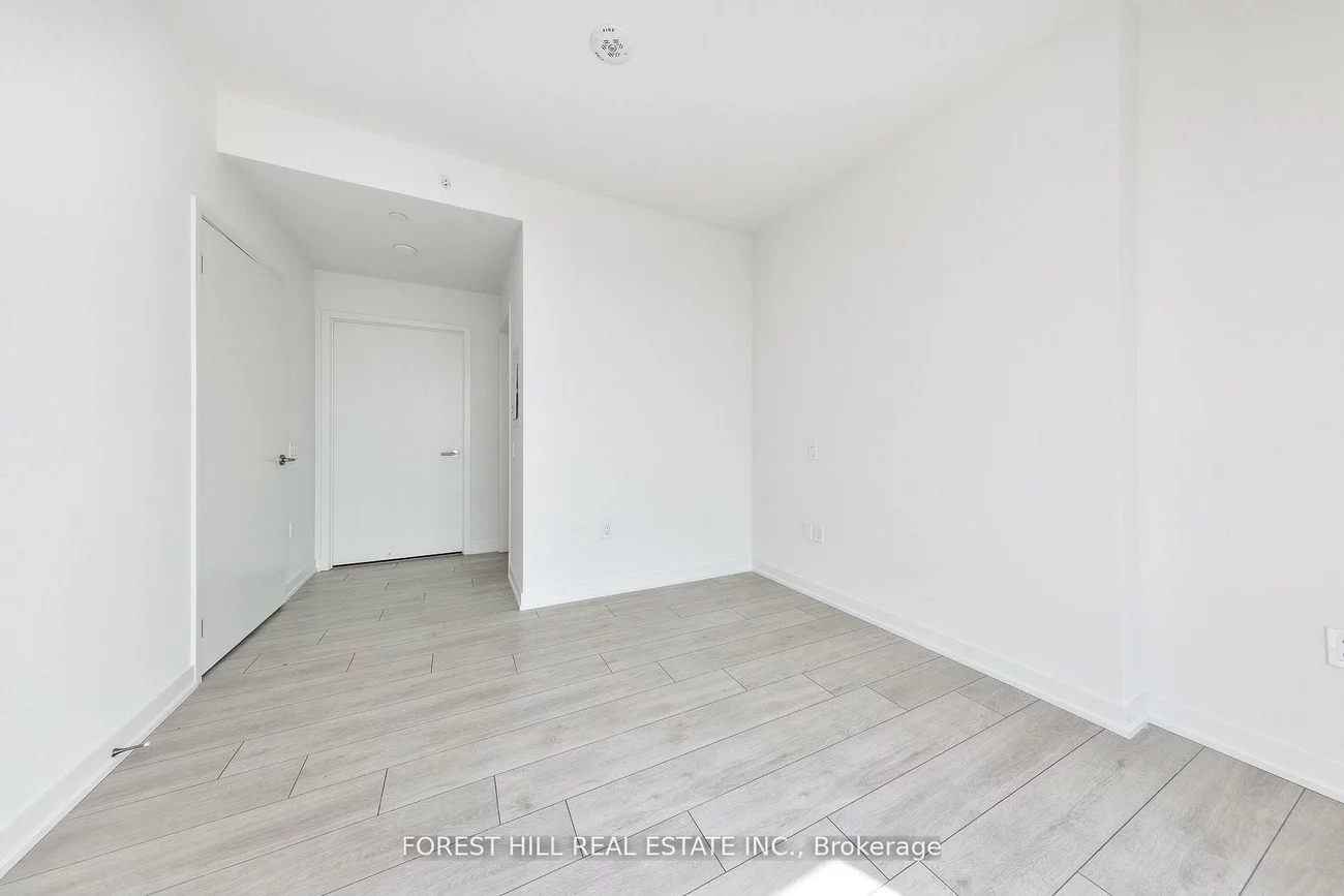 39, Mary, City Centre, Barrie