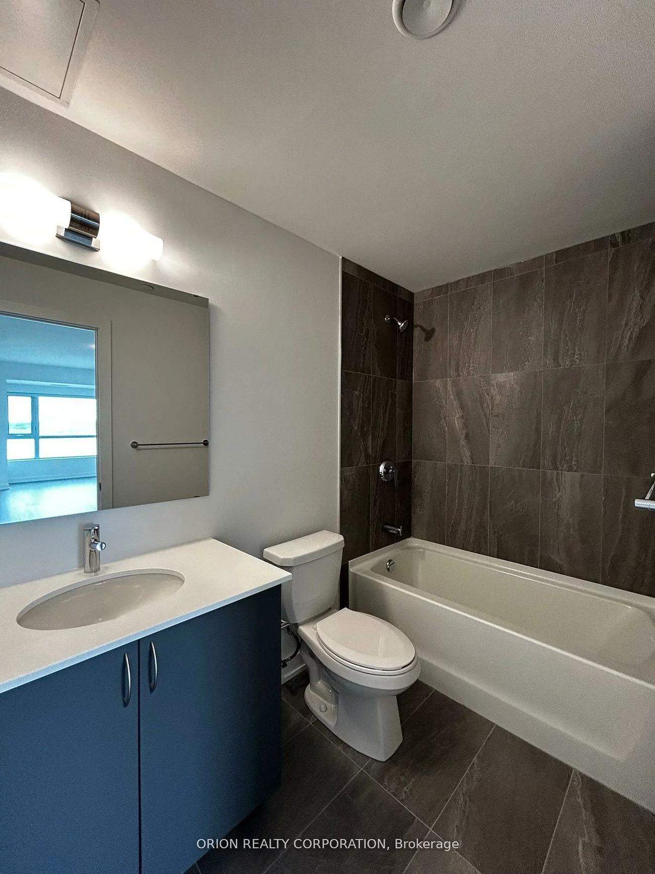 56, Lakeside, Little Lake, Barrie