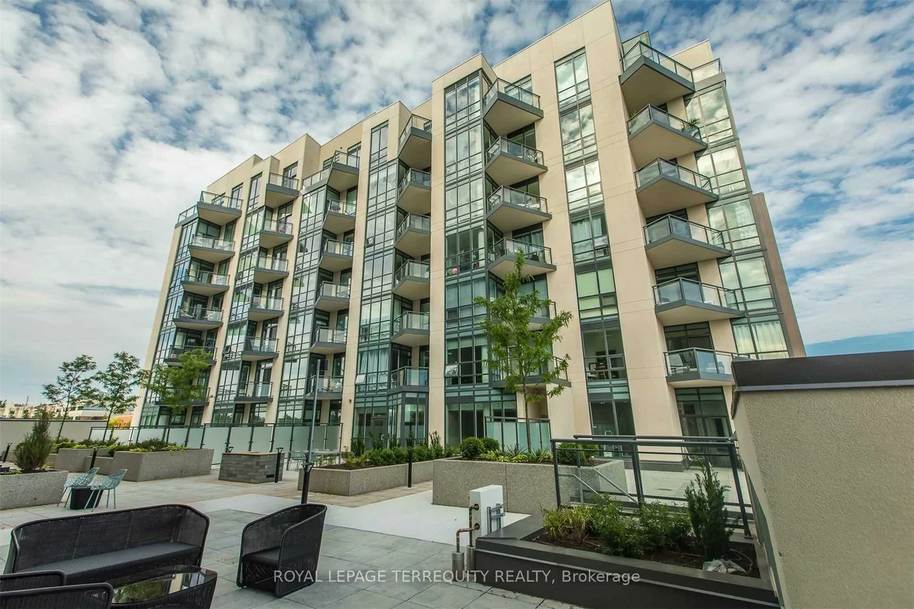 111, Worsley, City Centre, Barrie