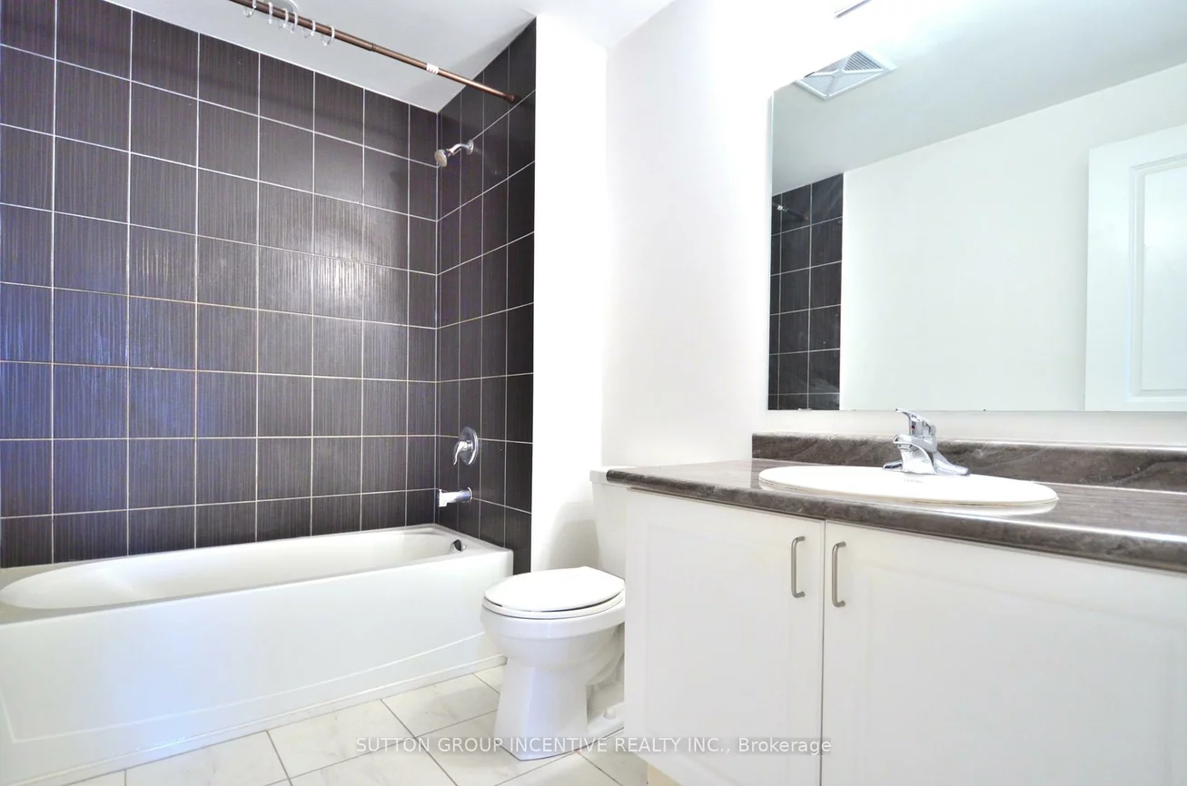 5, Greenwich, Ardagh, Barrie