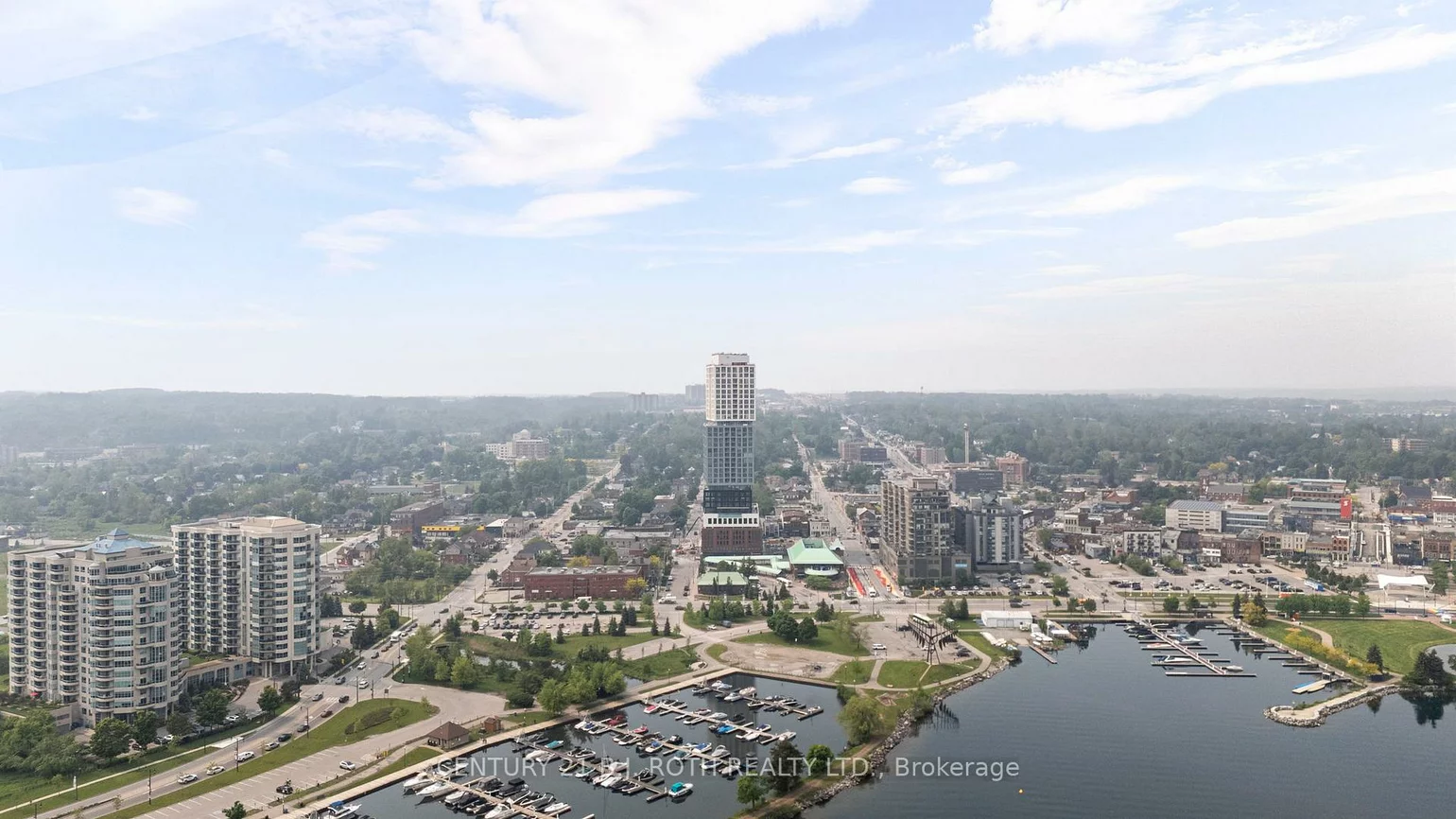 39, MARY, City Centre, Barrie