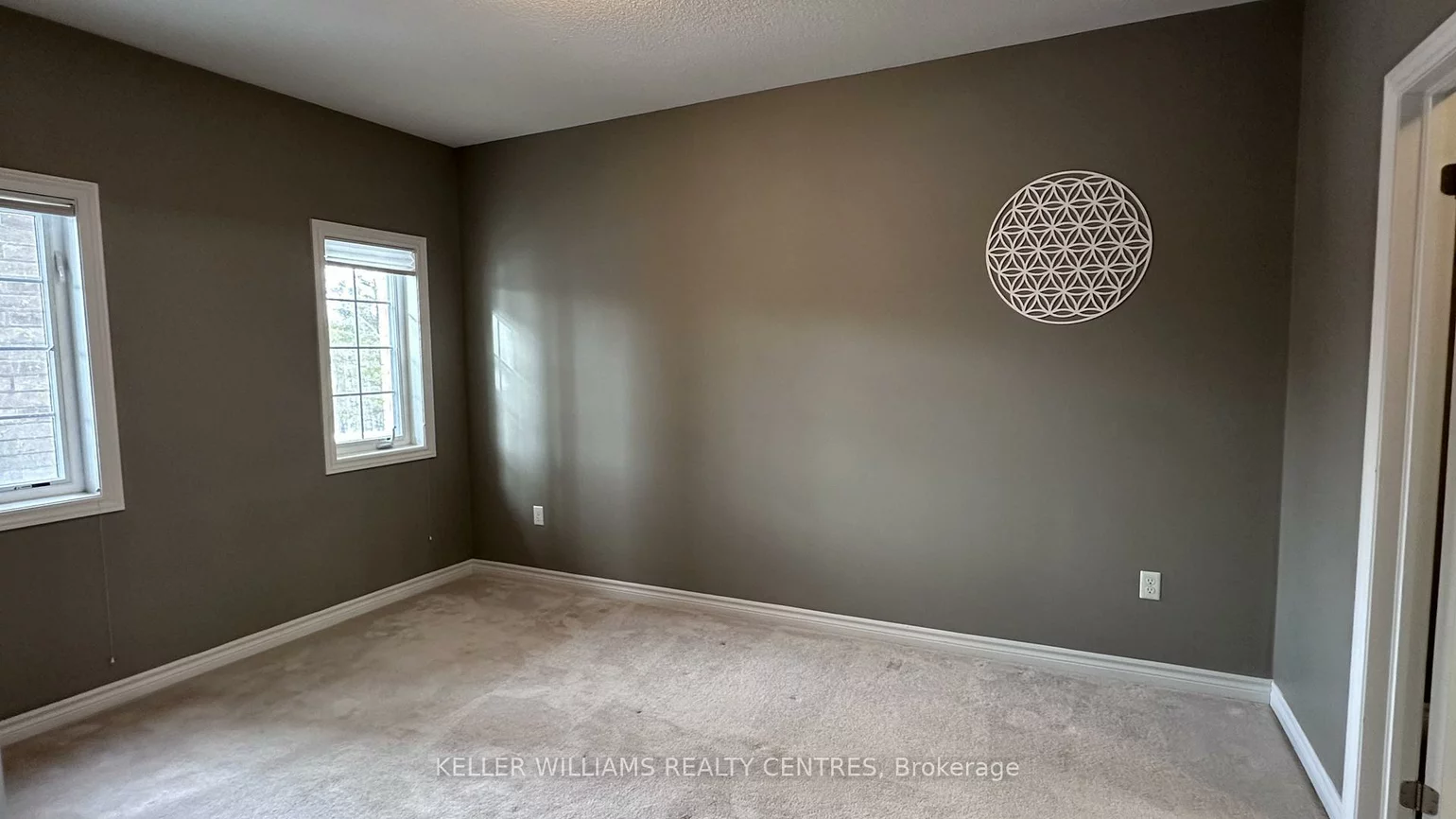 40, Ferndale, Ardagh, Barrie