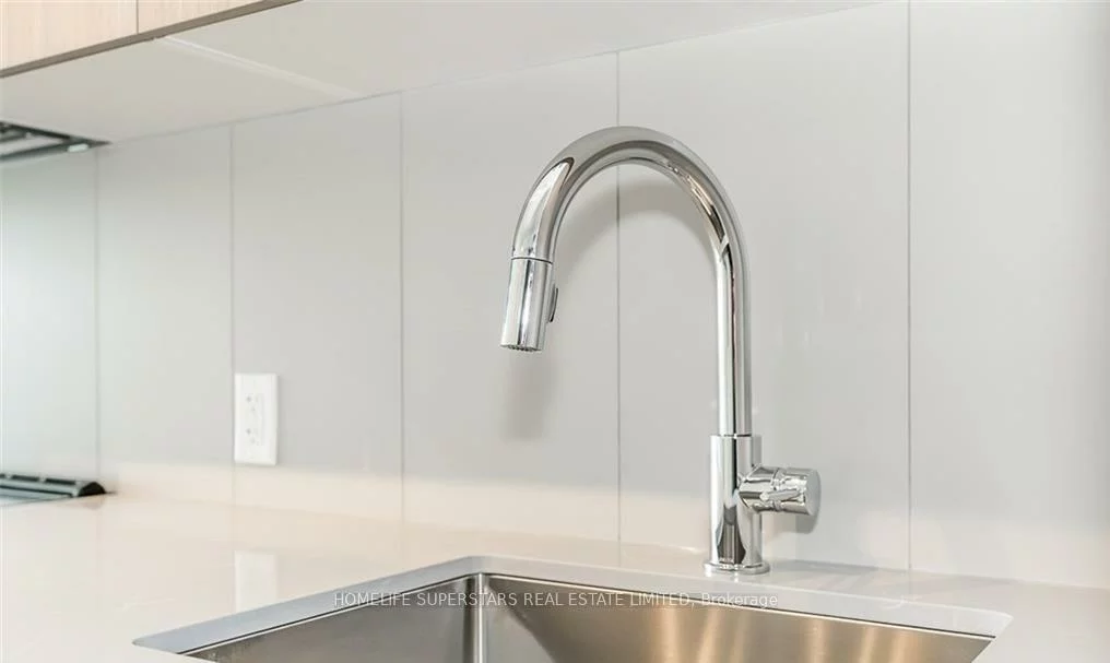 681, Yonge, Painswick South, Barrie