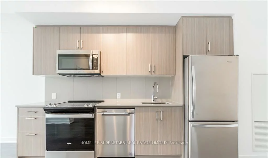 681, Yonge, Painswick South, Barrie