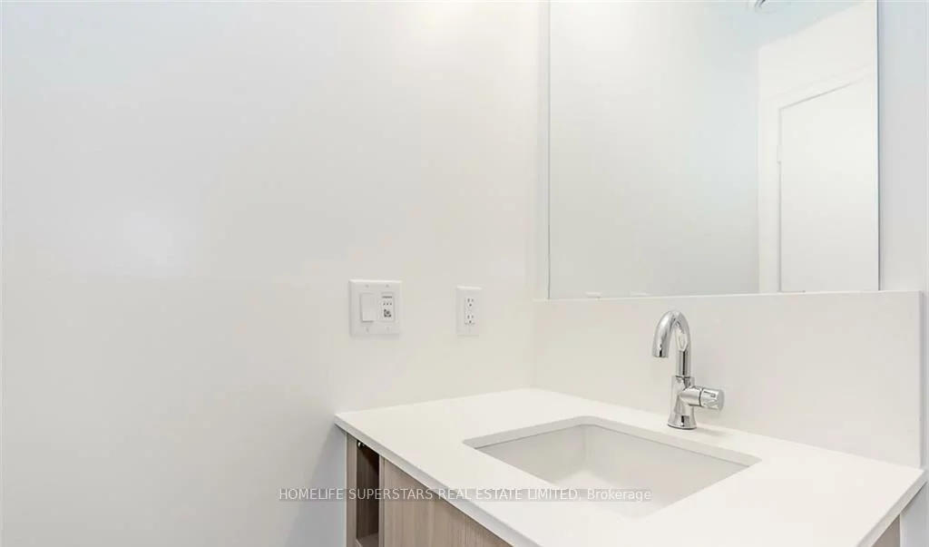 681, Yonge, Painswick South, Barrie