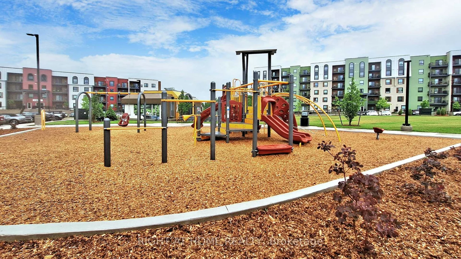 4, Spice, Innis-Shore, Barrie