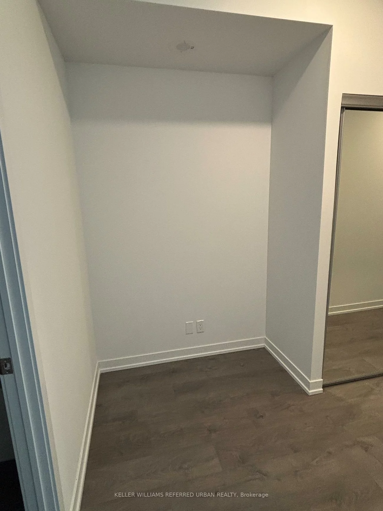 39, Mary, City Centre, Barrie