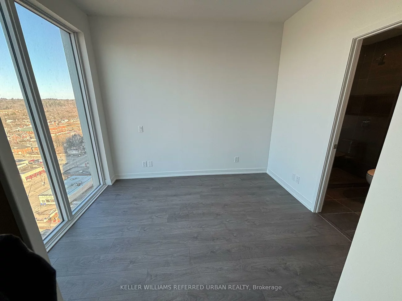 39, Mary, City Centre, Barrie