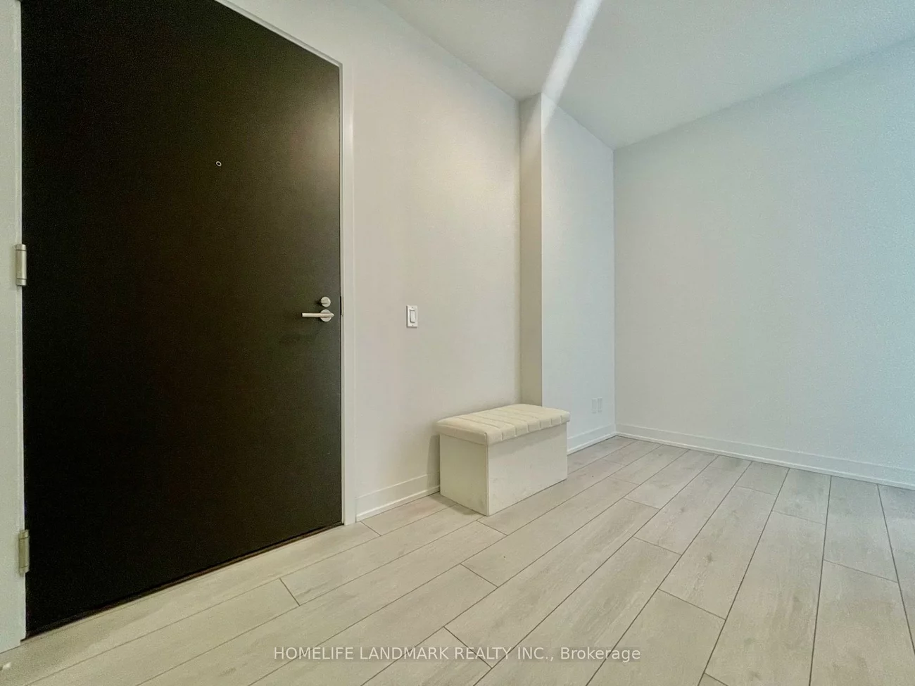 39, Mary, City Centre, Barrie