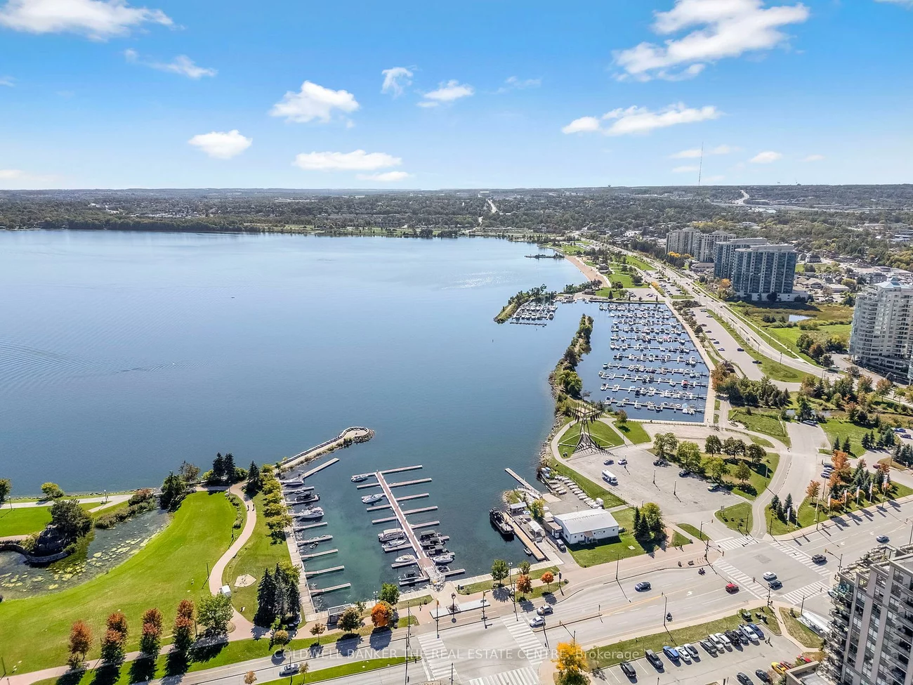 39, Mary, City Centre, Barrie