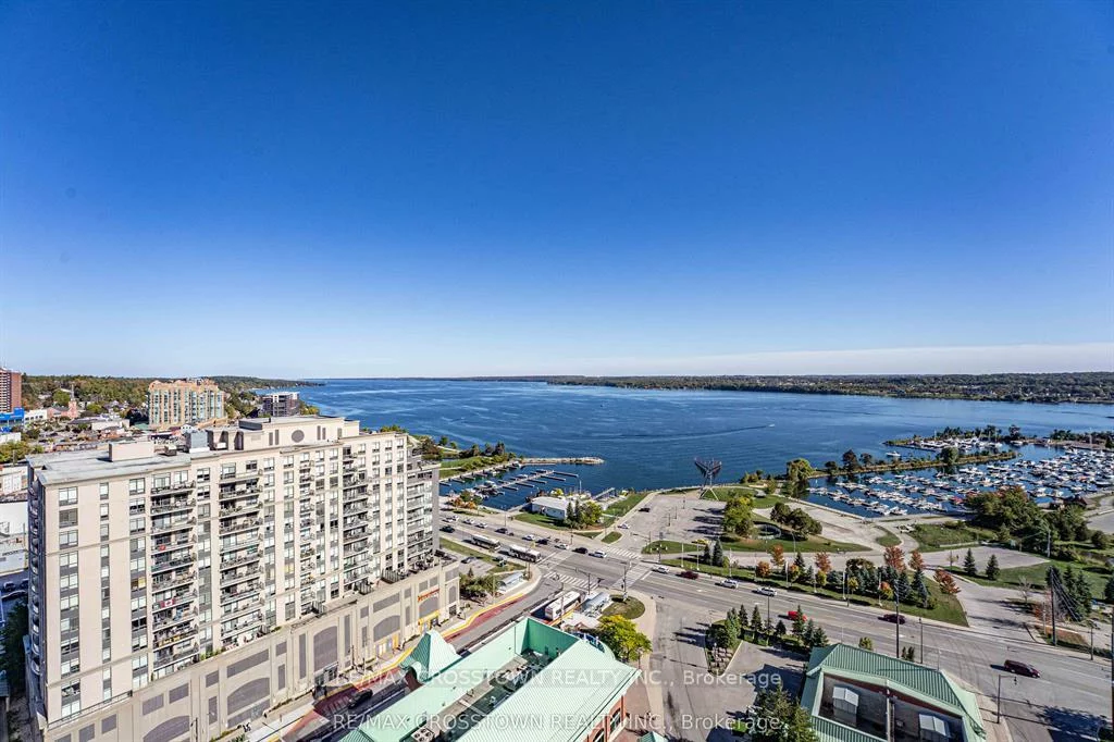 39, Mary, City Centre, Barrie