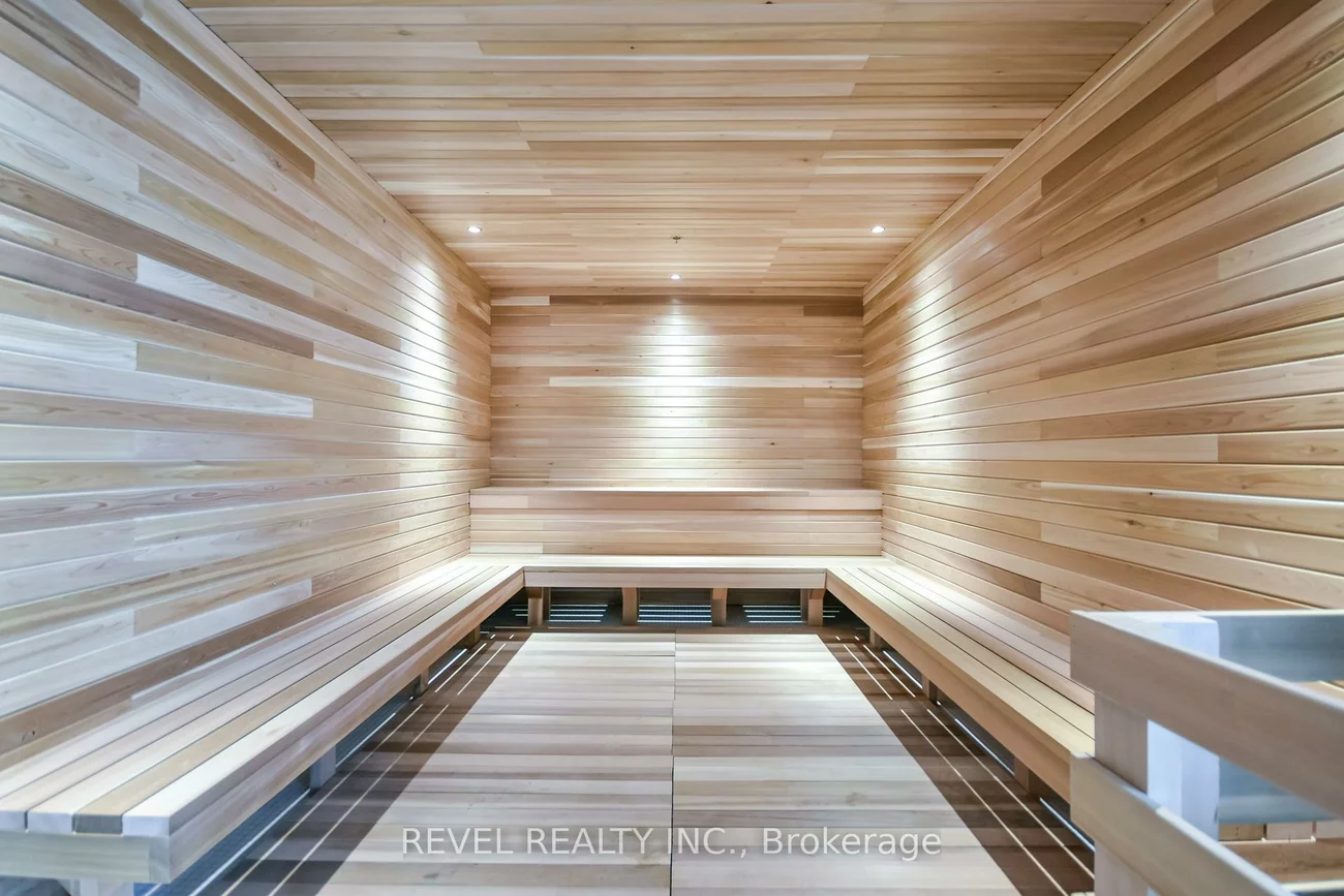 39, Mary, City Centre, Barrie