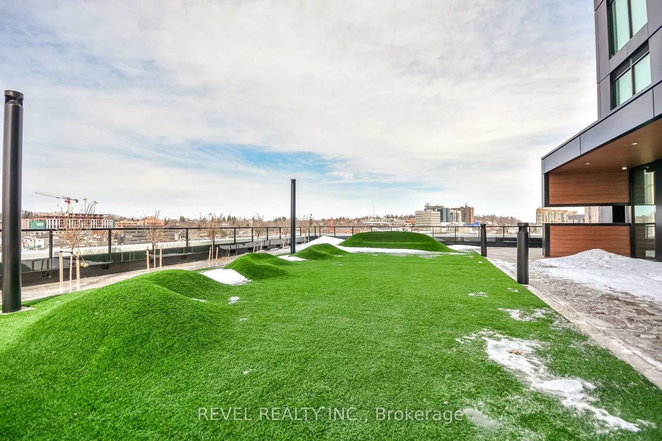 39, Mary, City Centre, Barrie