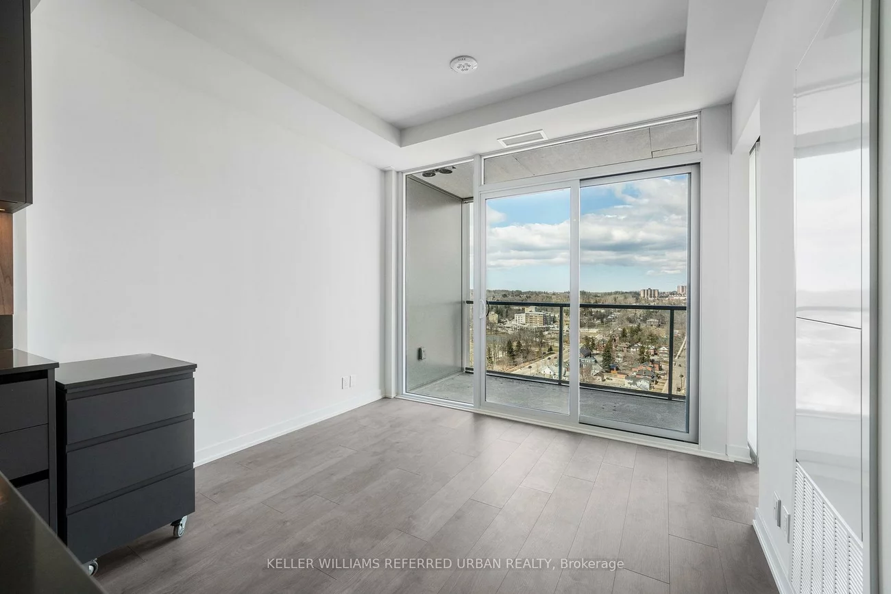 39, Mary, City Centre, Barrie