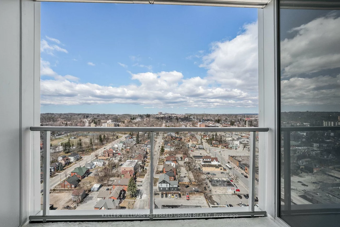 39, Mary, City Centre, Barrie