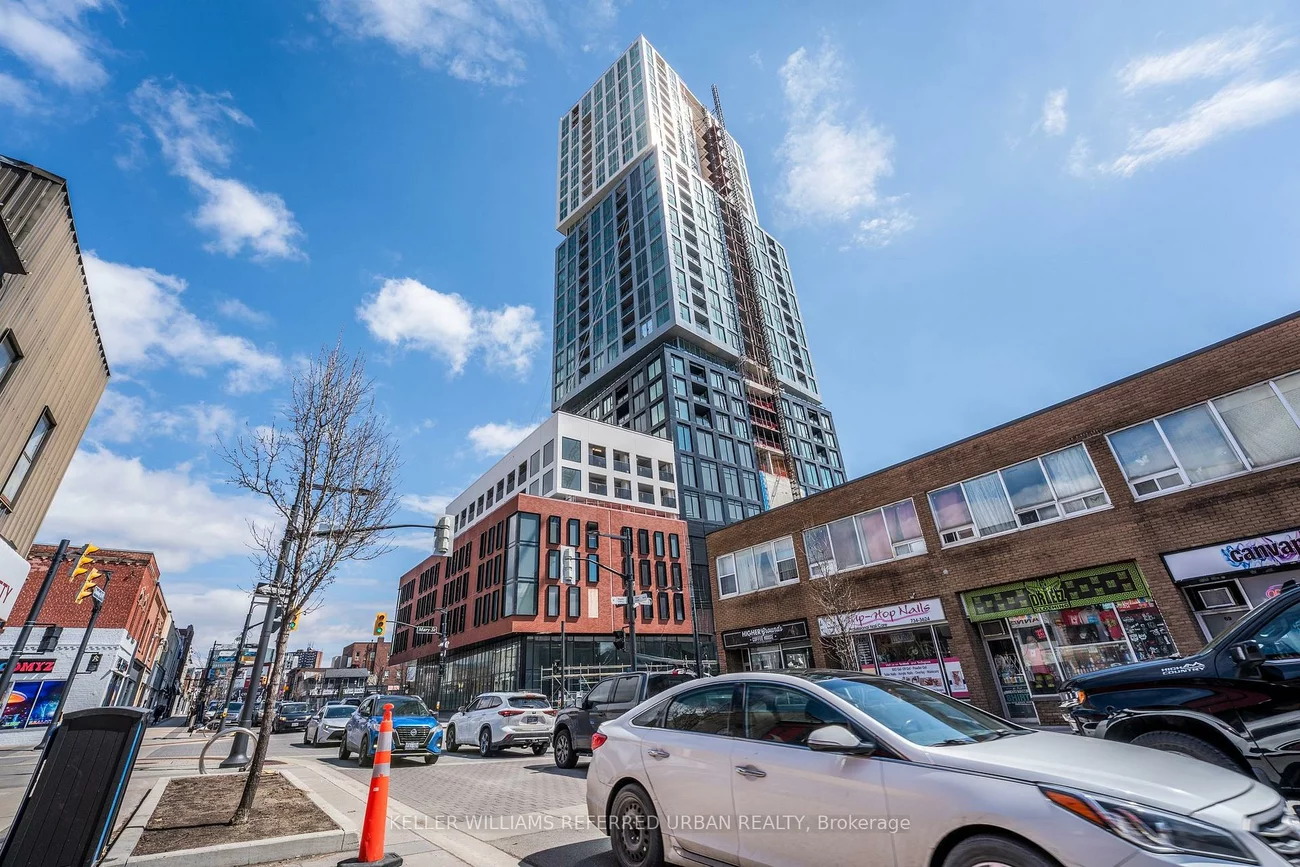 39, Mary, City Centre, Barrie