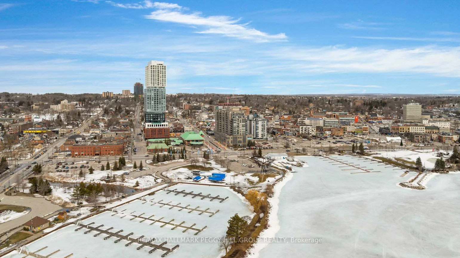 39, Mary, City Centre, Barrie