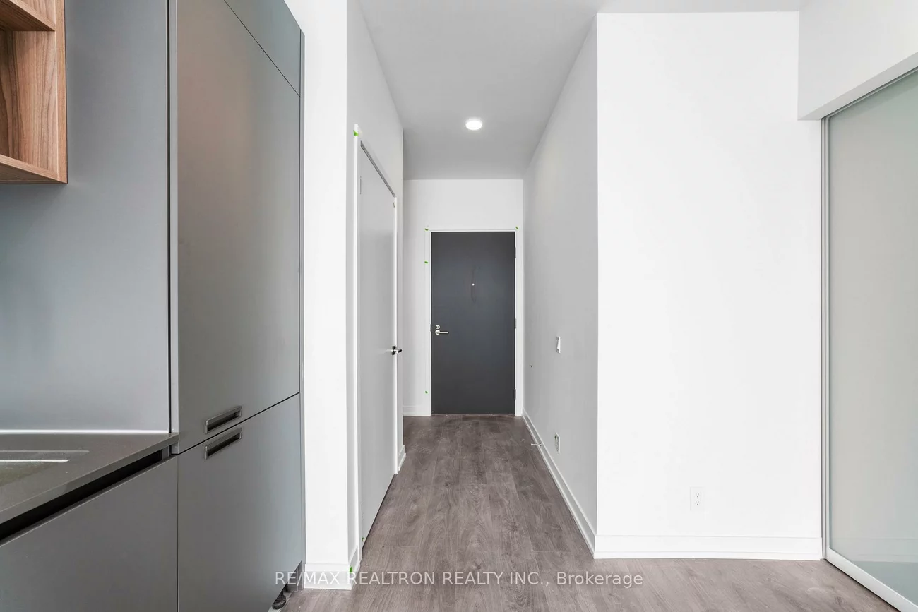 39, Mary, City Centre, Barrie