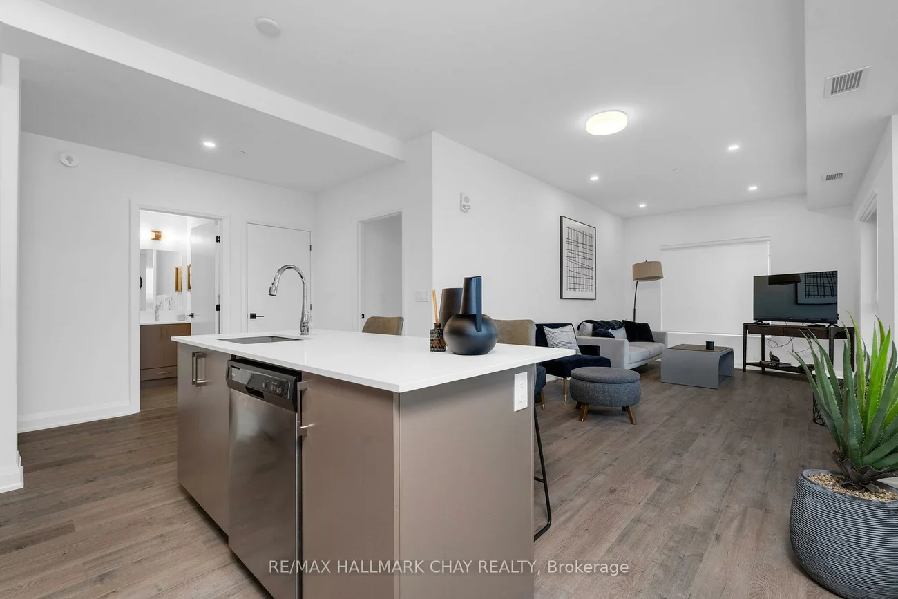 58, Lakeside, Little Lake, Barrie