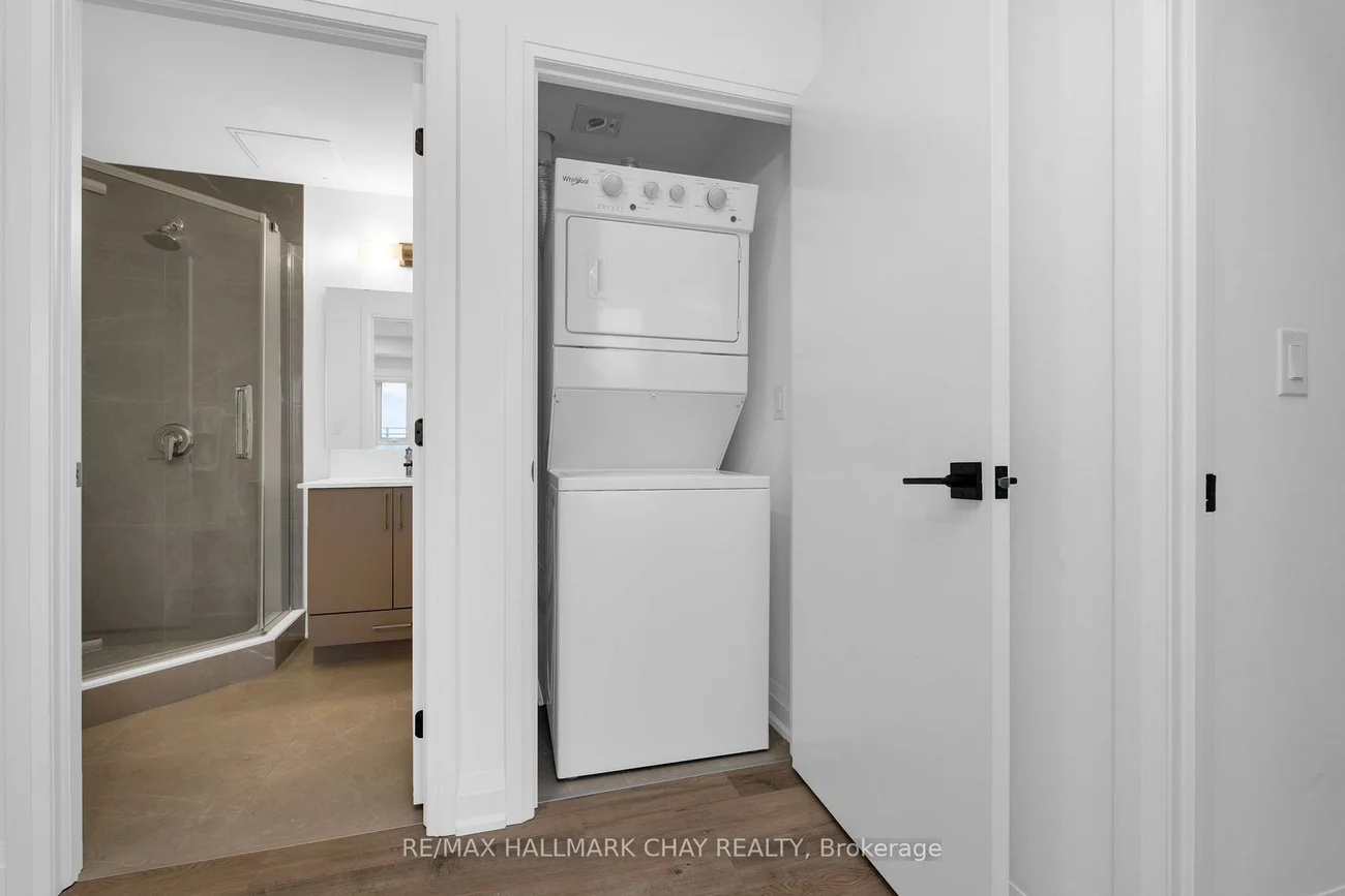 58, Lakeside, Little Lake, Barrie