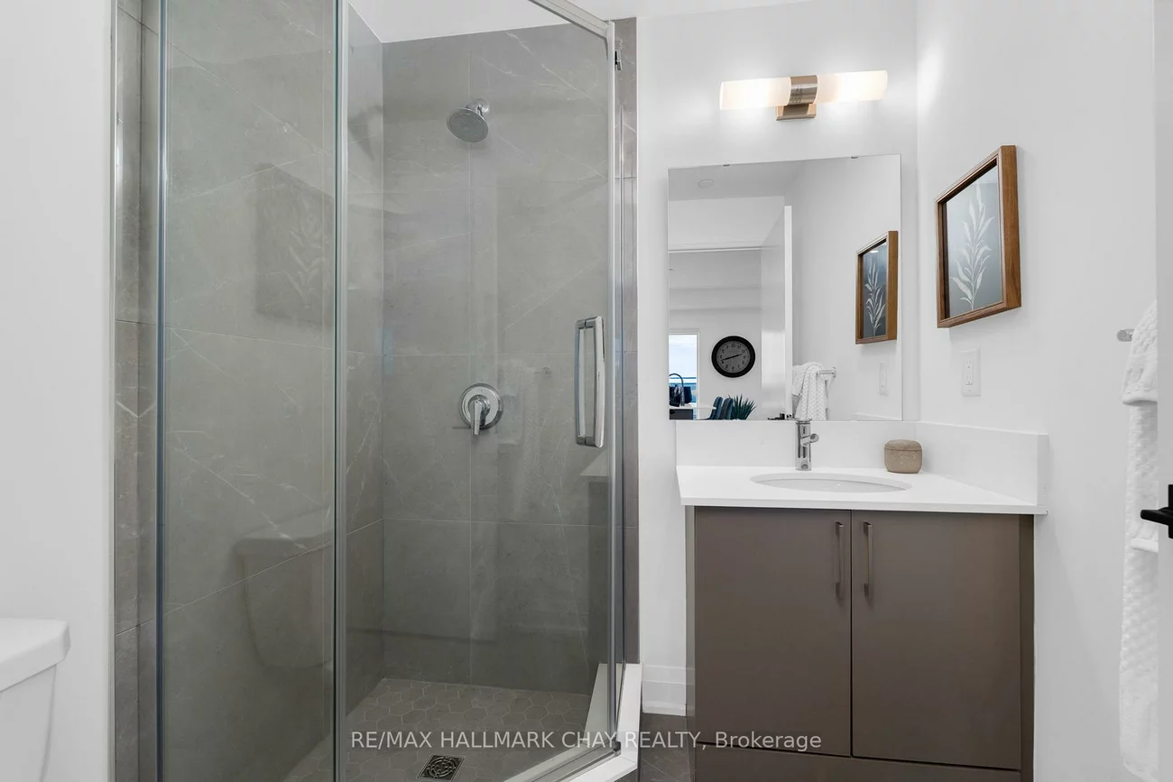 58, Lakeside, Little Lake, Barrie