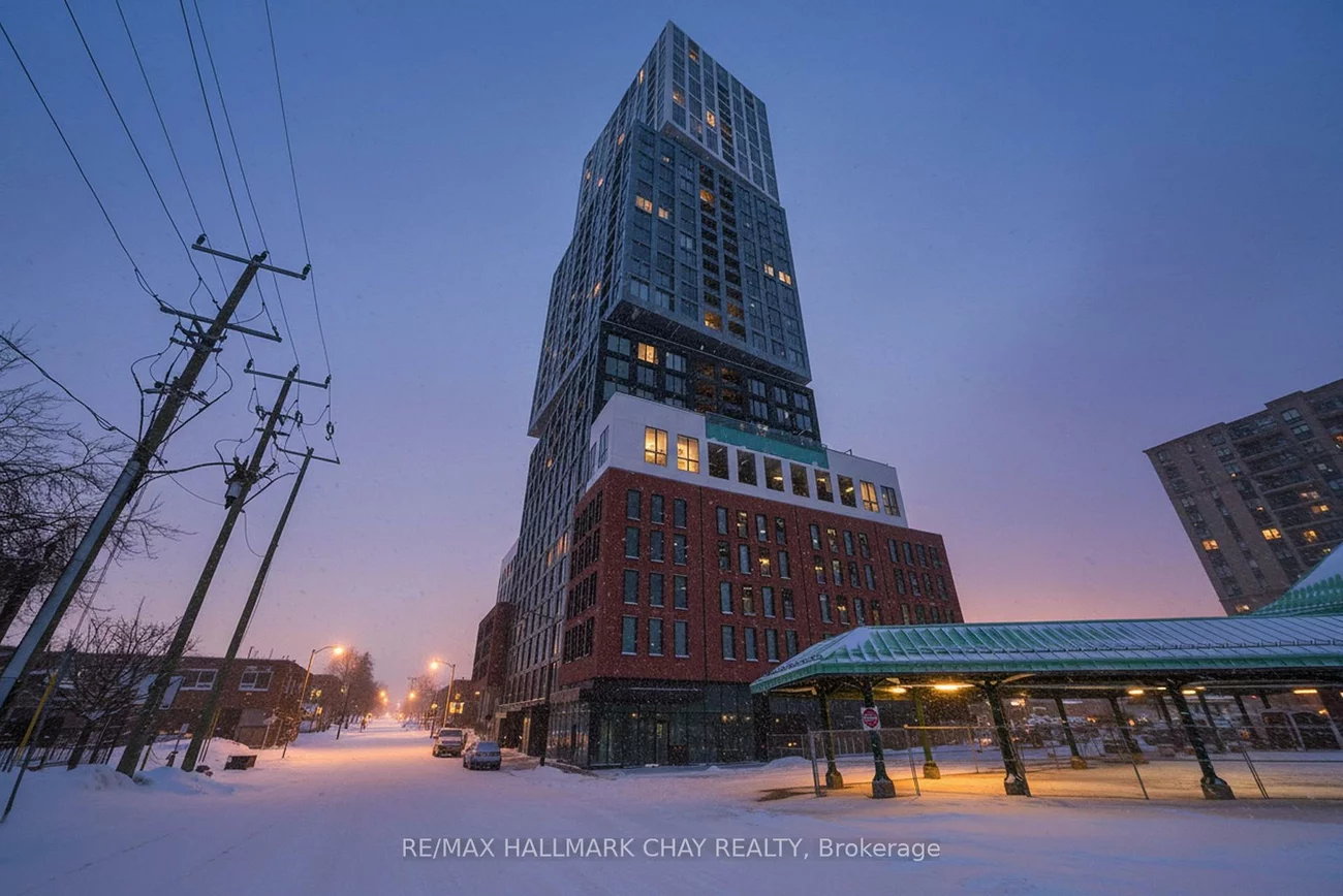 39, Mary, City Centre, Barrie