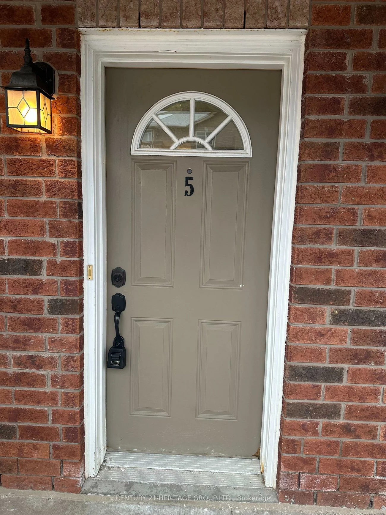 85, Goodwin, Painswick South, Barrie