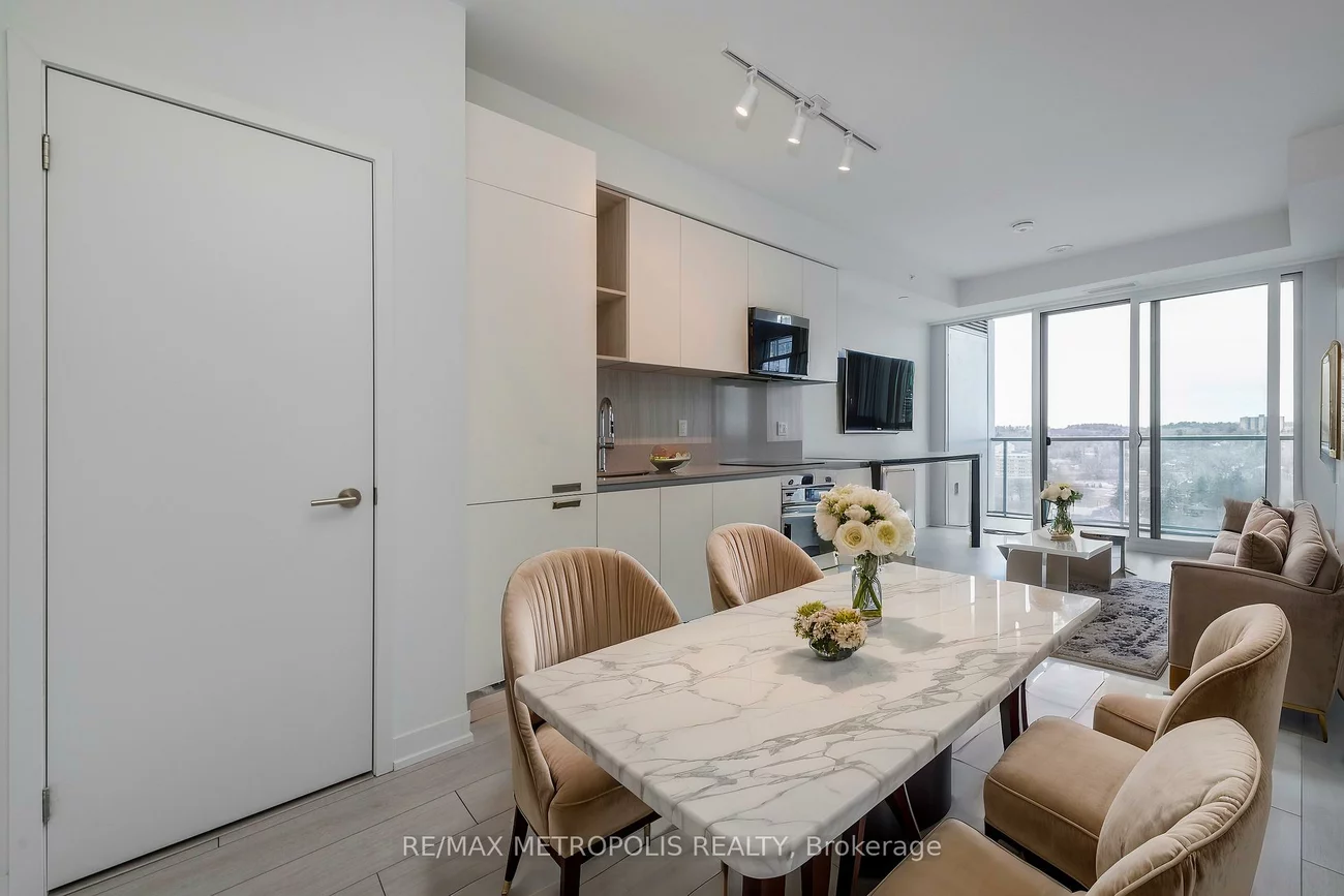 39, Mary, City Centre, Barrie