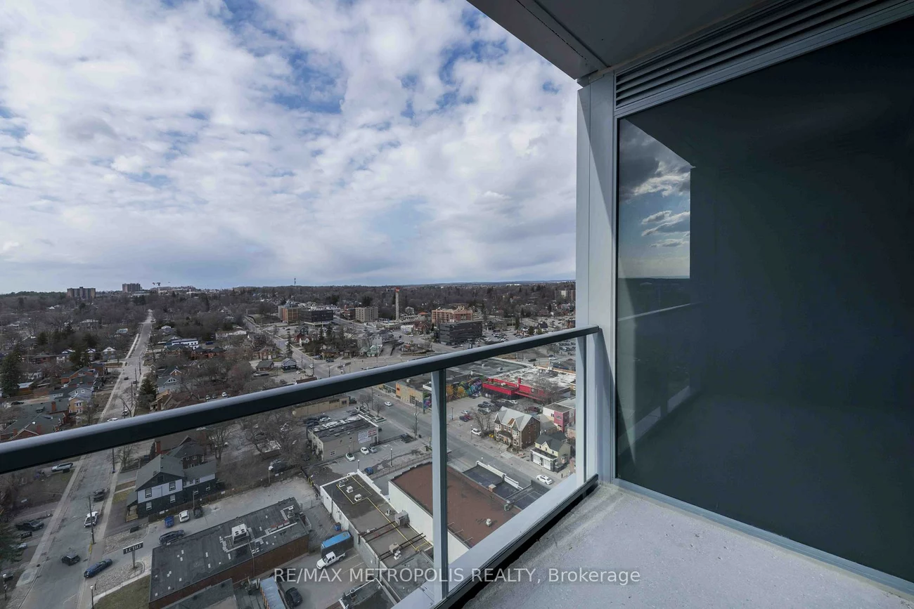 39, Mary, City Centre, Barrie