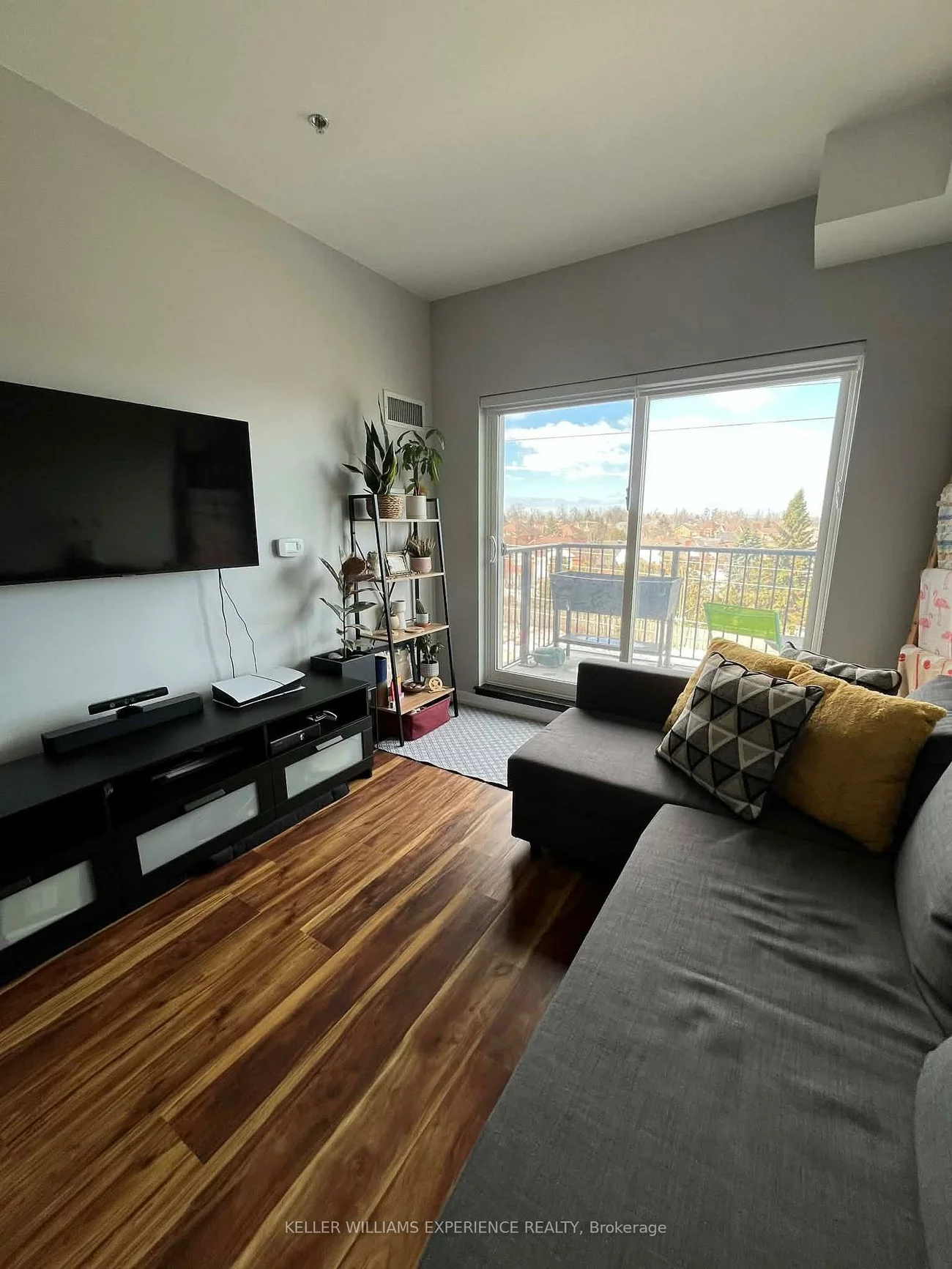 430, Essa, Holly, Barrie