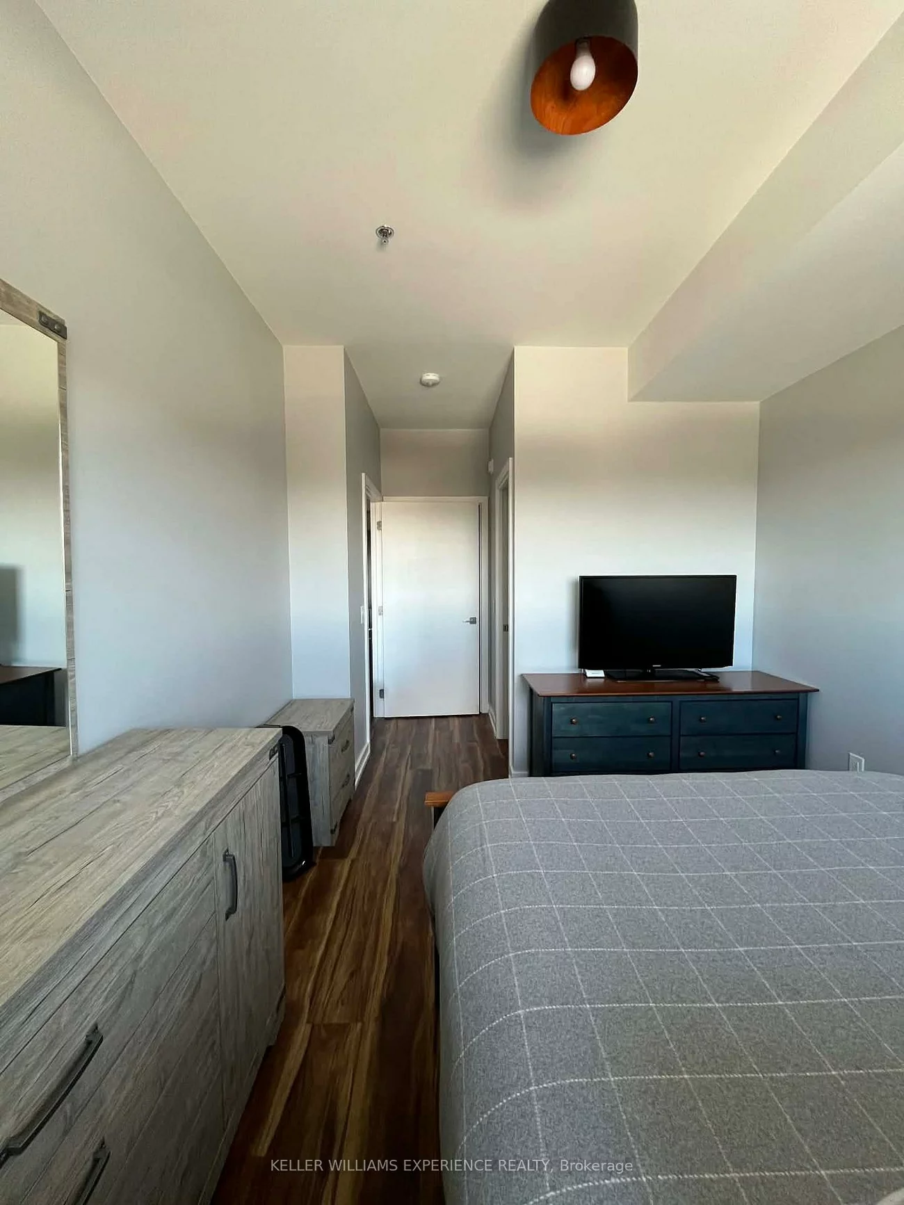 430, Essa, Holly, Barrie