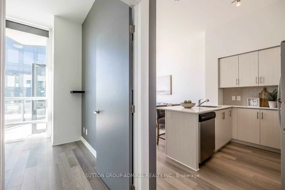 111, Worsley, City Centre, Barrie