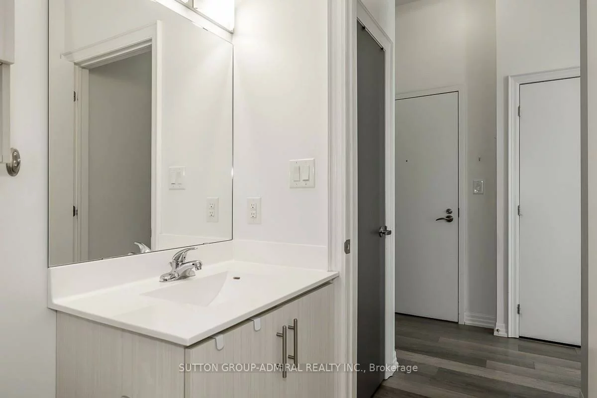 111, Worsley, City Centre, Barrie