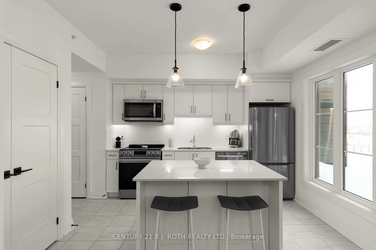 15, Kneeshaw, Rural Barrie Southeast, Barrie