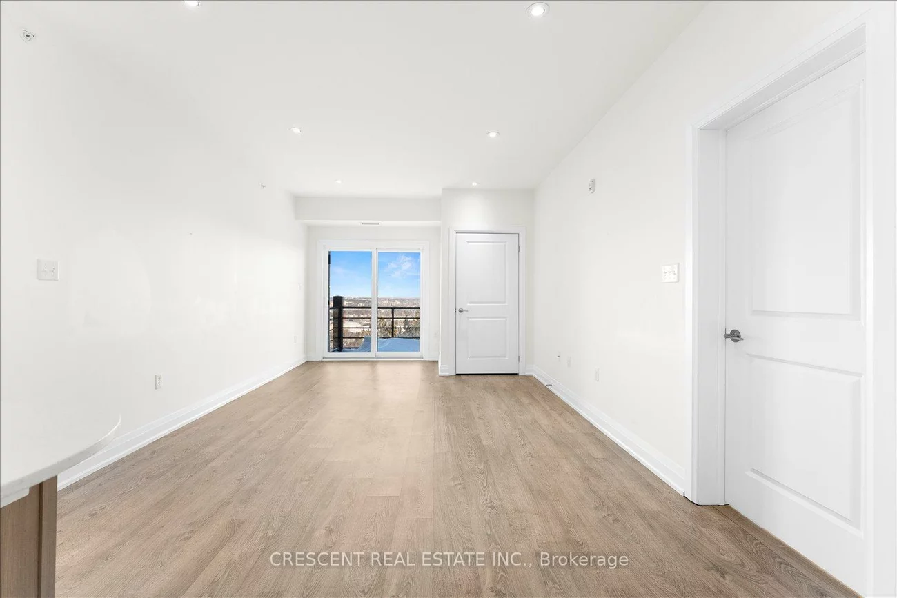 300, Essa, Ardagh, Barrie